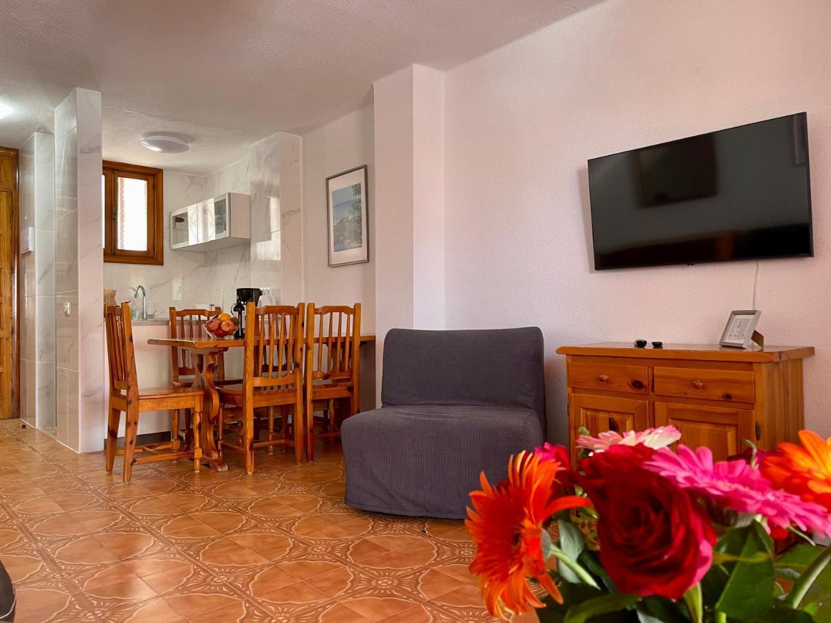 Sunny 2-Bedroom Apartment In Parque Santiago II Playa de las Américas Kültér fotó