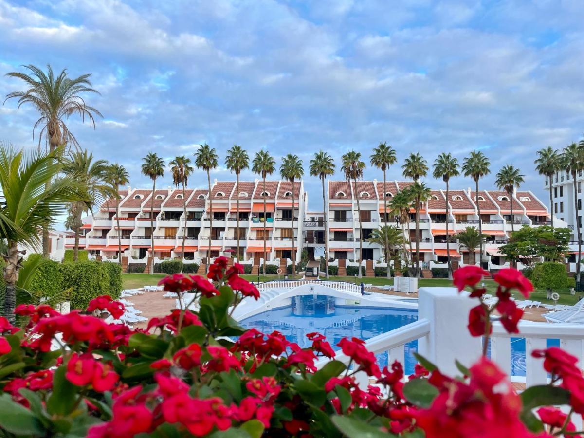Sunny 2-Bedroom Apartment In Parque Santiago II Playa de las Américas Kültér fotó