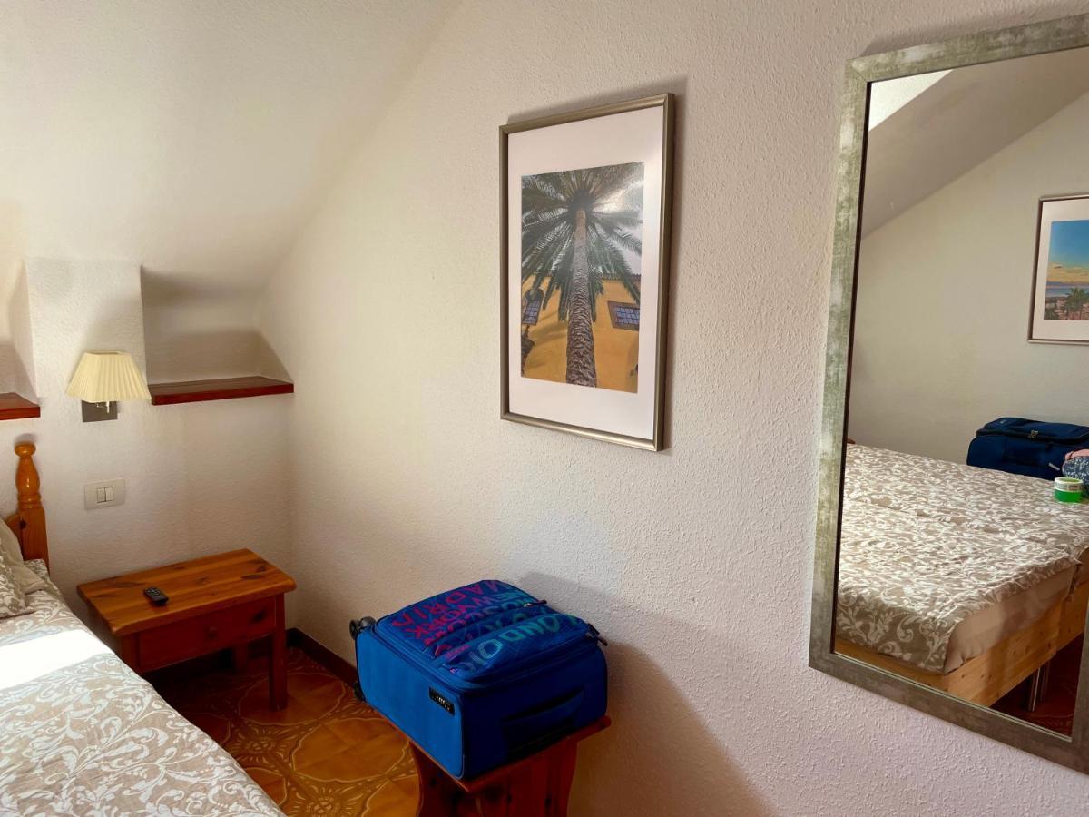 Sunny 2-Bedroom Apartment In Parque Santiago II Playa de las Américas Kültér fotó