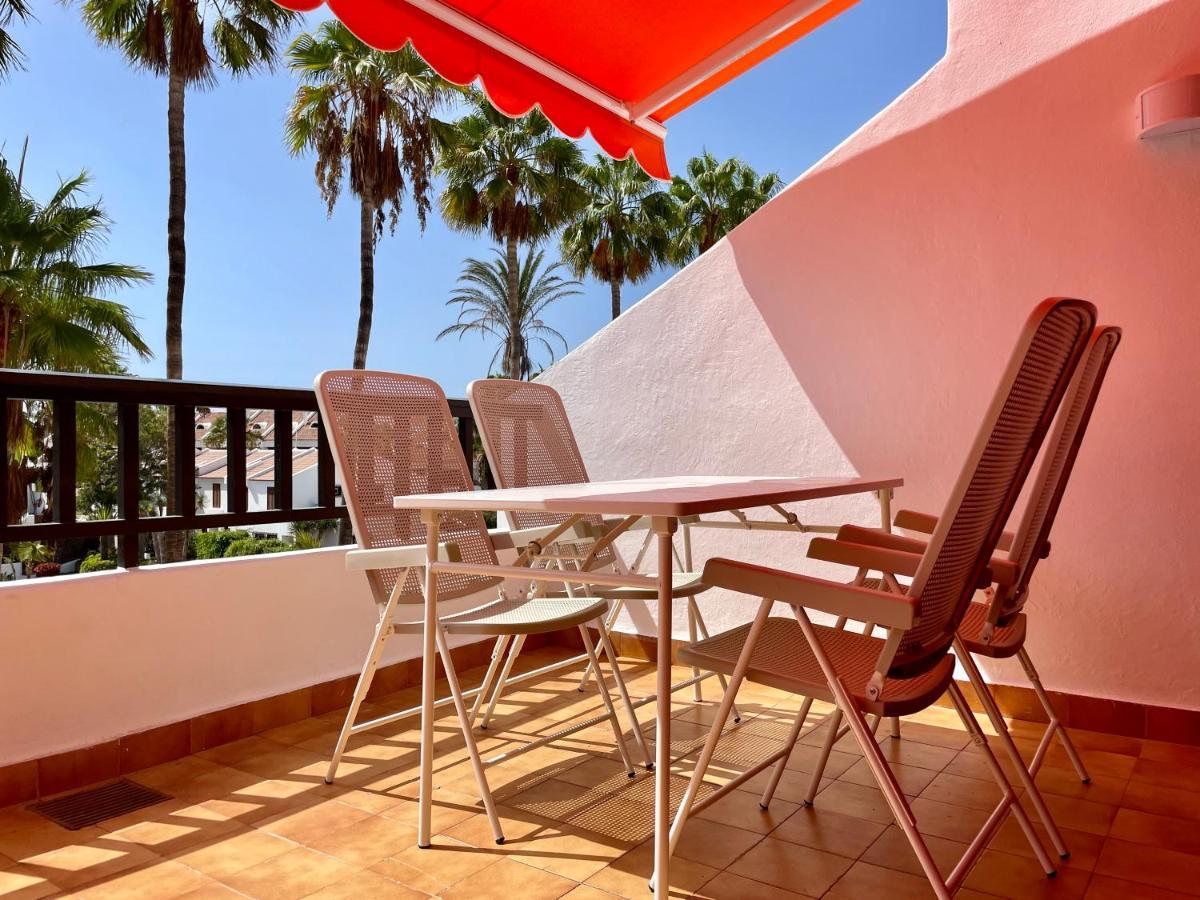 Sunny 2-Bedroom Apartment In Parque Santiago II Playa de las Américas Kültér fotó
