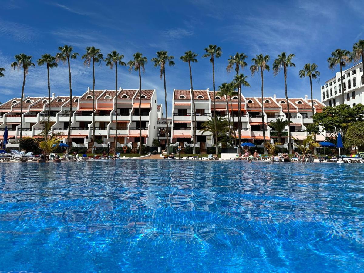Sunny 2-Bedroom Apartment In Parque Santiago II Playa de las Américas Kültér fotó