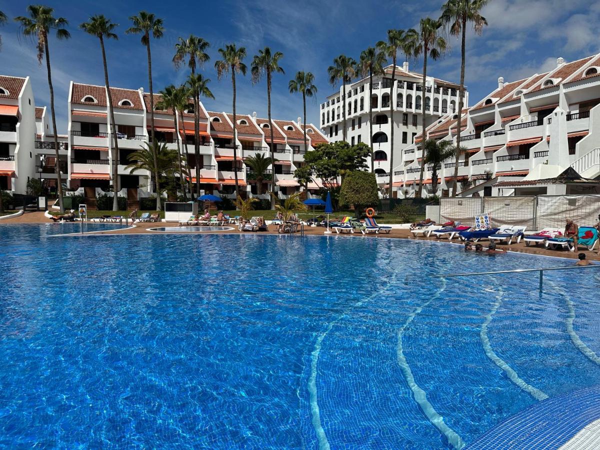 Sunny 2-Bedroom Apartment In Parque Santiago II Playa de las Américas Kültér fotó